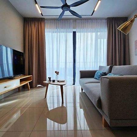 Trefoil Setia City 2Br 샤알람 외부 사진