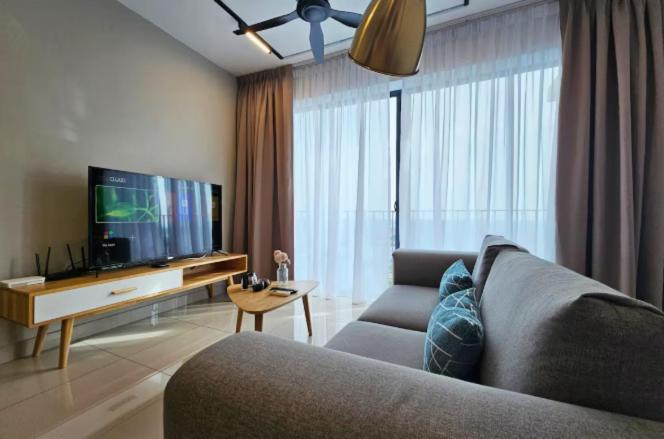 Trefoil Setia City 2Br 샤알람 외부 사진