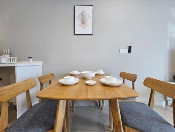 Trefoil Setia City 2Br 샤알람 외부 사진